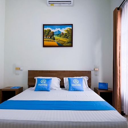 Adiputra Guesthouse 2 By Homiq Ngabean Exterior photo
