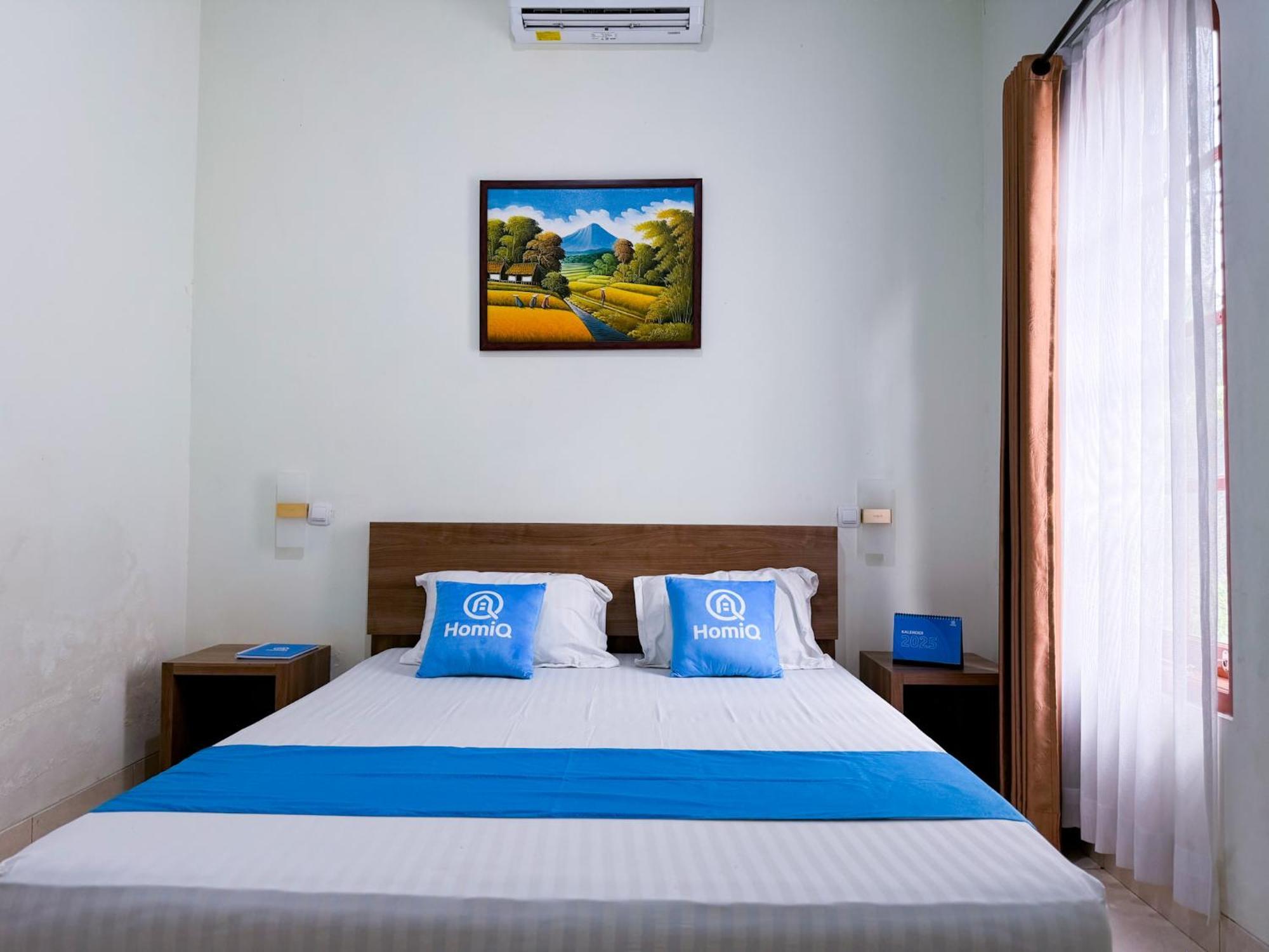 Adiputra Guesthouse 2 By Homiq Ngabean Exterior photo